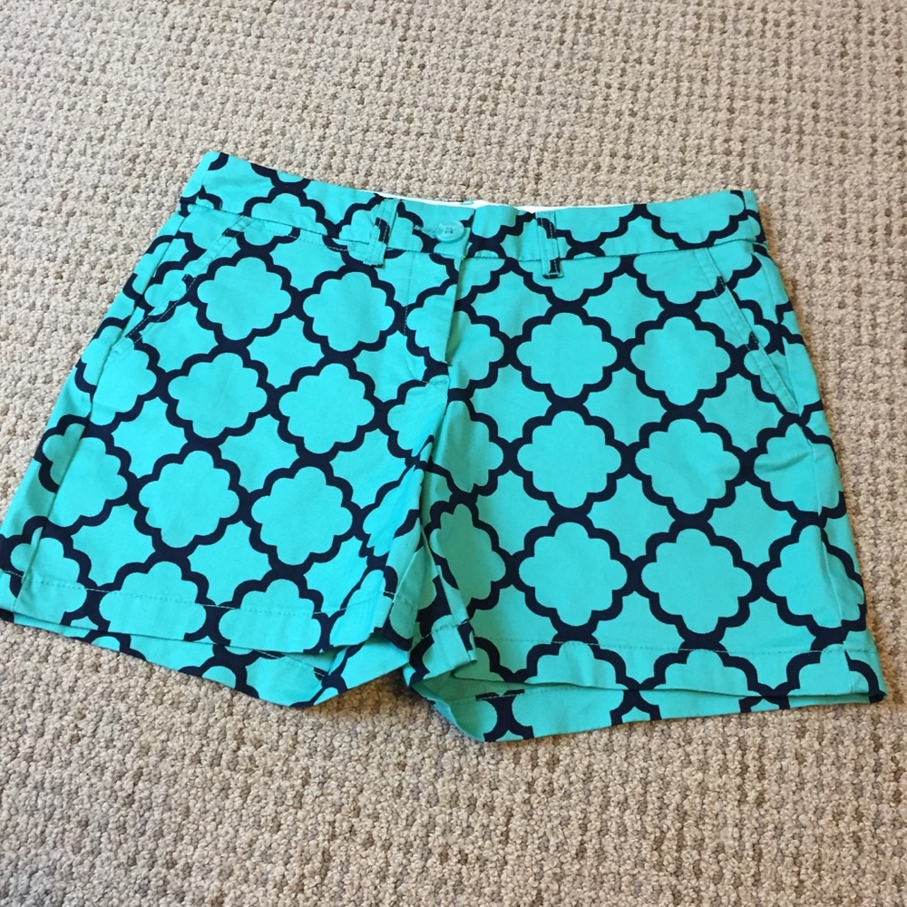 Crown and Ivy patterned shorts